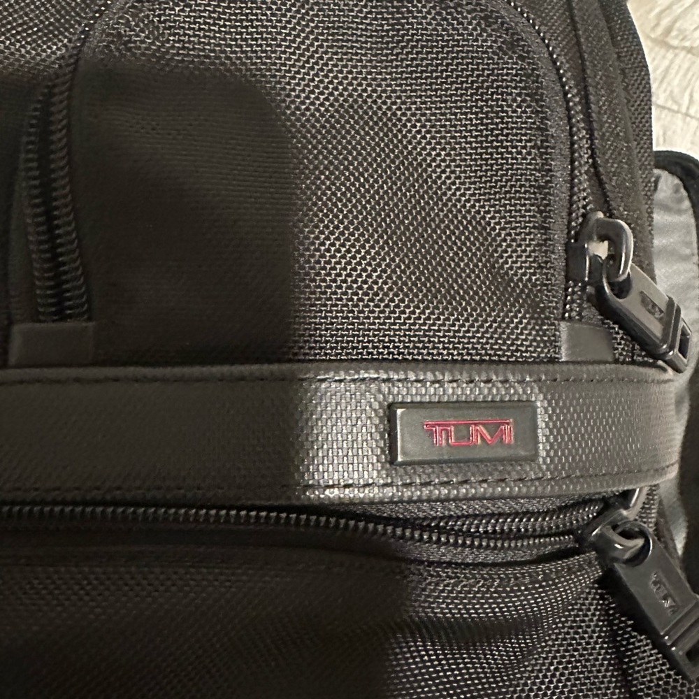 Tumi Briefcase - image 4